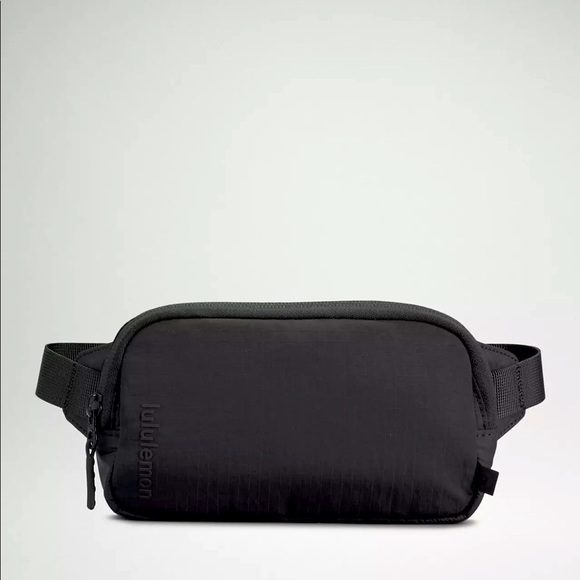 Lululemon Mini Belt Bag - Picture 2 of 7